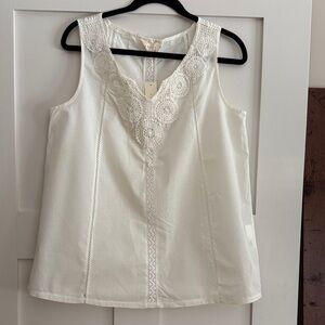 Adiva Lace Trim Women's Sleeveless Top. New with Tags!